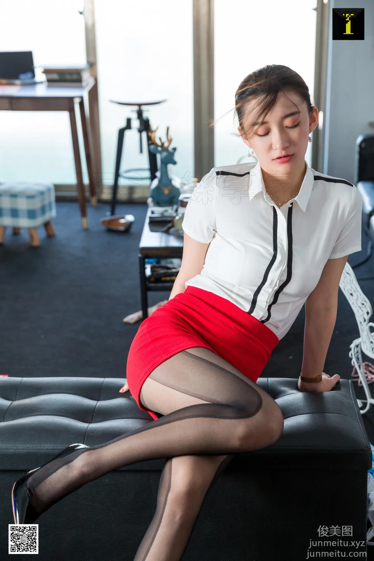 [IESS异思趣向] 2019.07.26 丝享家537：《秋姐霸气时装袜》秋秋[97P] page 62