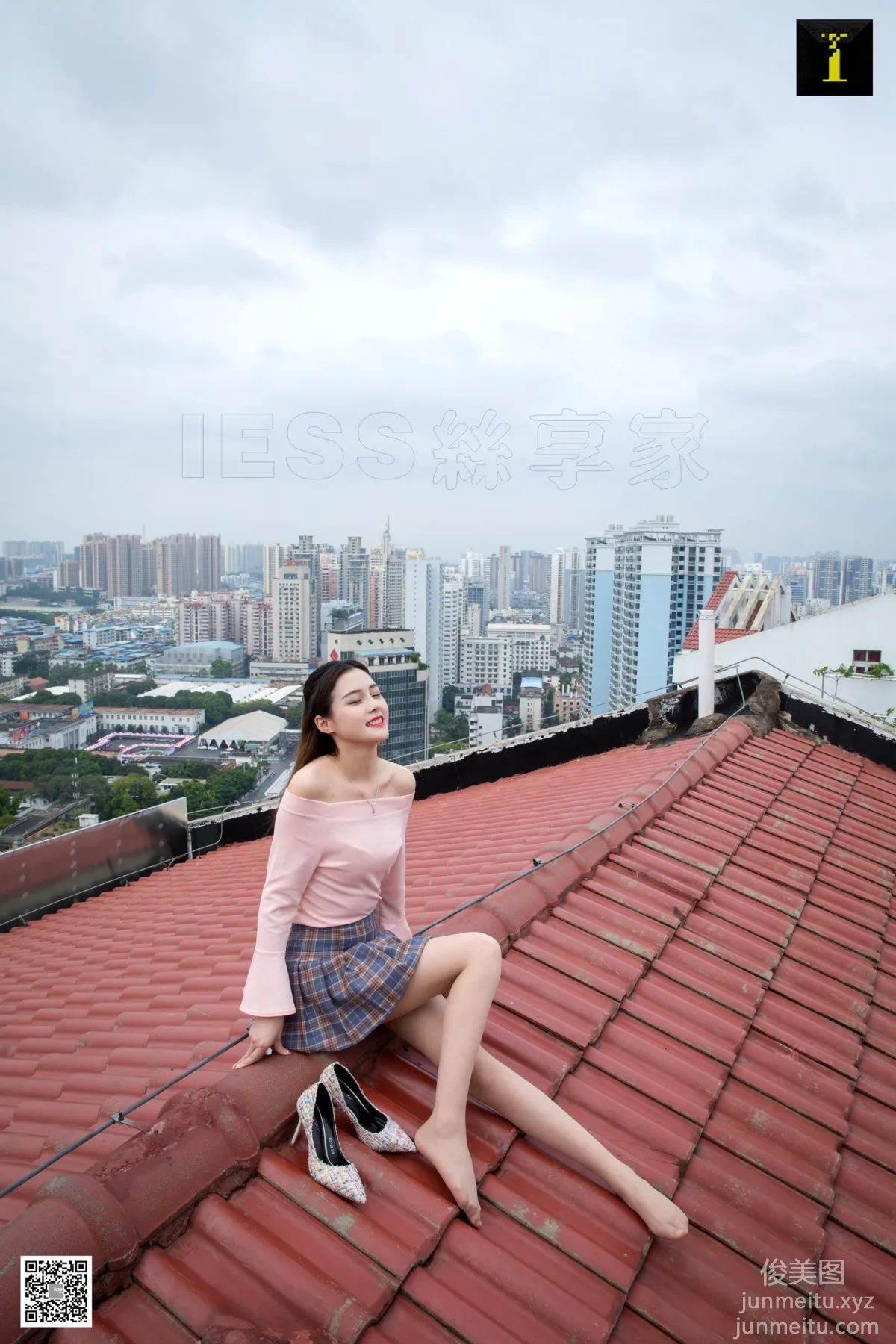 [IESS异思趣向] 2019.08.07 丝享家545：《九妹七夕红屋顶》九妹[90P] page 15