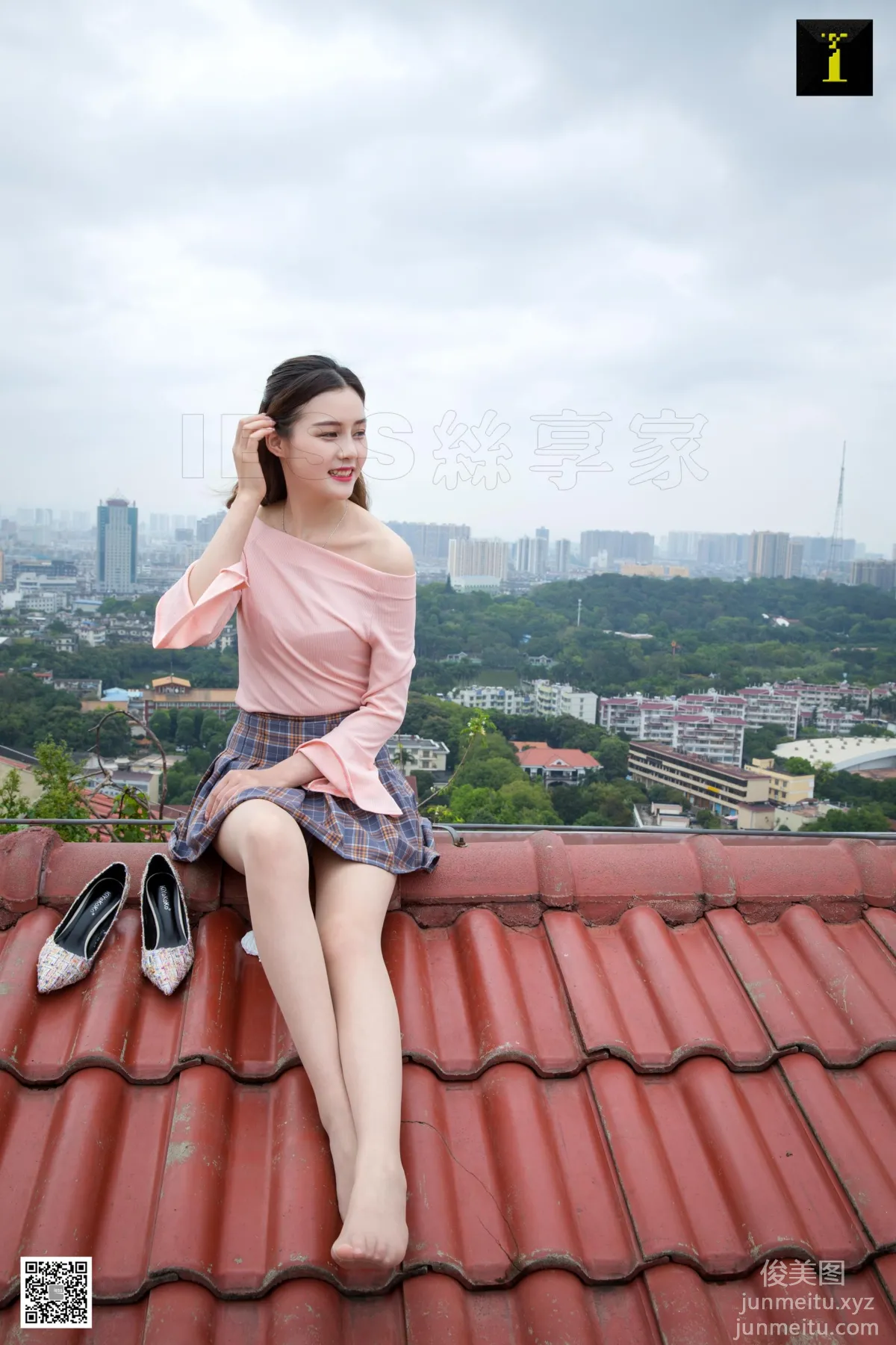 [IESS异思趣向] 2019.08.07 丝享家545：《九妹七夕红屋顶》九妹[90P] page 32