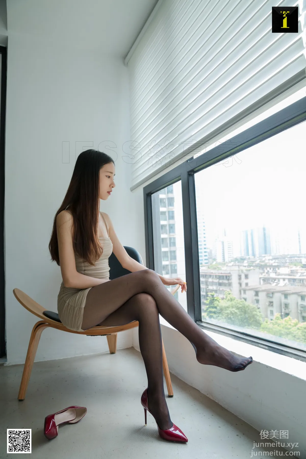 [IESS异思趣向] 2019.08.15 丝享家551：《迷恋窗外的美子》美子[90P] page 38