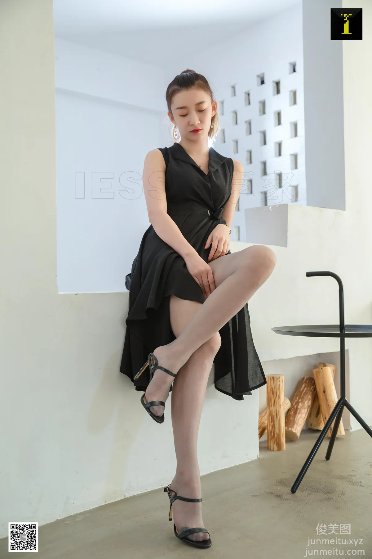 [IESS异思趣向] 2019.08.20 丝享家554：《秋秋袜上的唇印》秋秋[93P] page 48