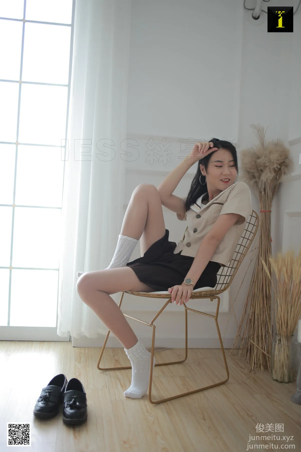 [IESS异思趣向] 2019.08.21 丝享家555：《小衫初尝JK棉袜》小衫[80P] page 43