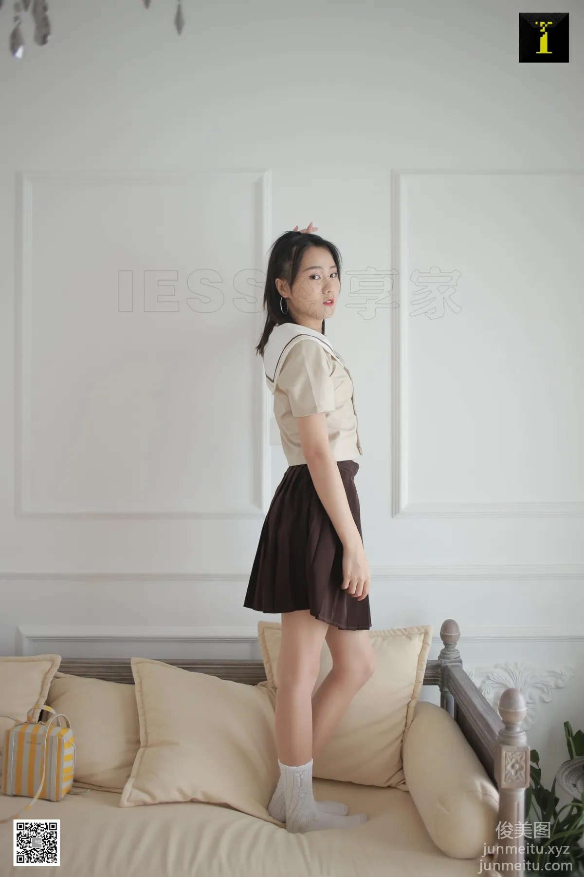 [IESS异思趣向] 2019.08.21 丝享家555：《小衫初尝JK棉袜》小衫[80P] page 62