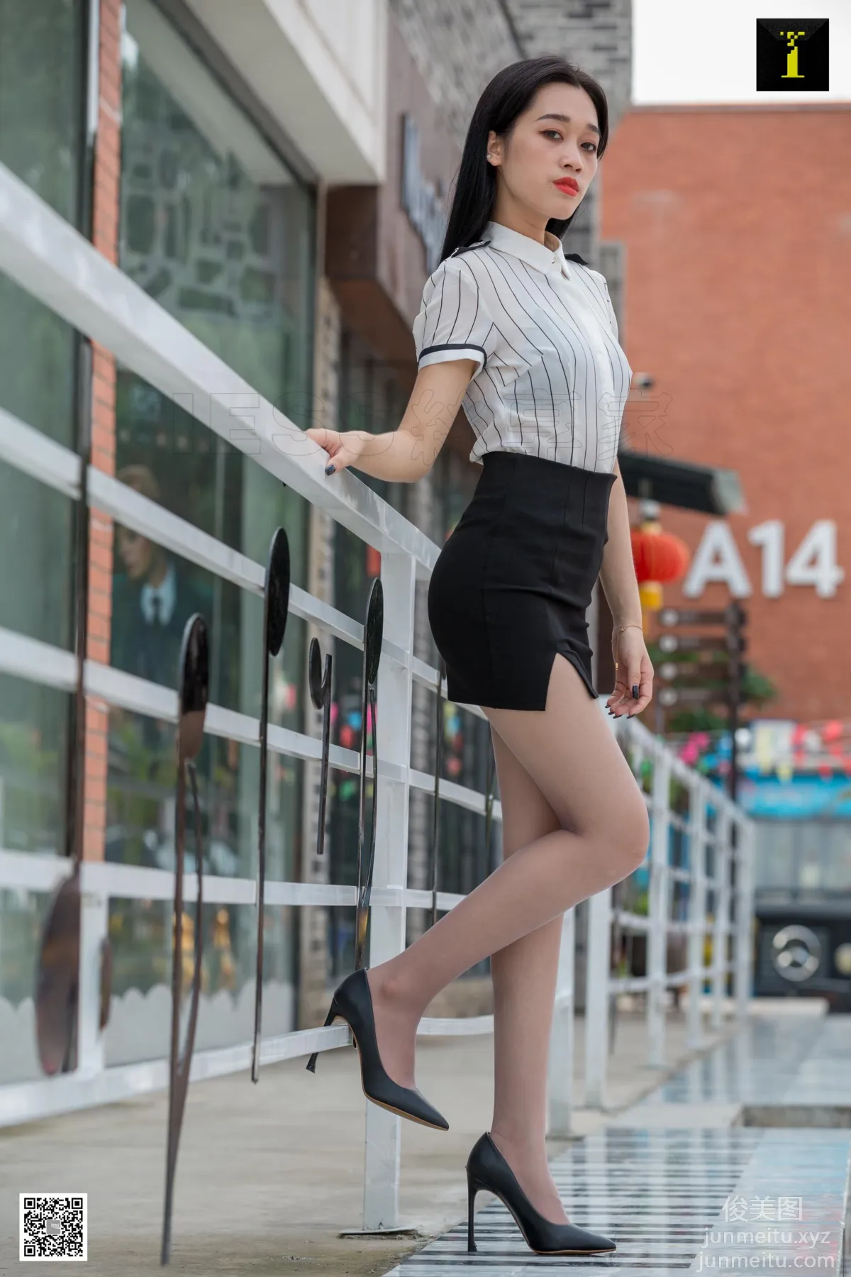 [IESS异思趣向] 2019.09.26 丝享家580：《偶遇白领街拍》可乐[91P] page 6