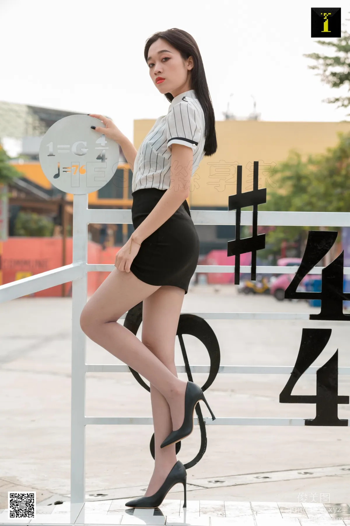 [IESS异思趣向] 2019.09.26 丝享家580：《偶遇白领街拍》可乐[91P] page 76