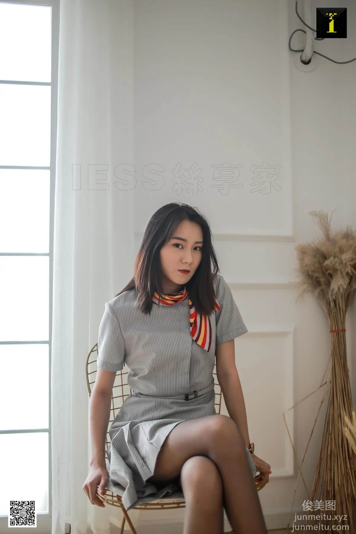 [IESS异思趣向] 2019.10.19 丝享家591：小衫《乘务员的午后》[94P] page 13