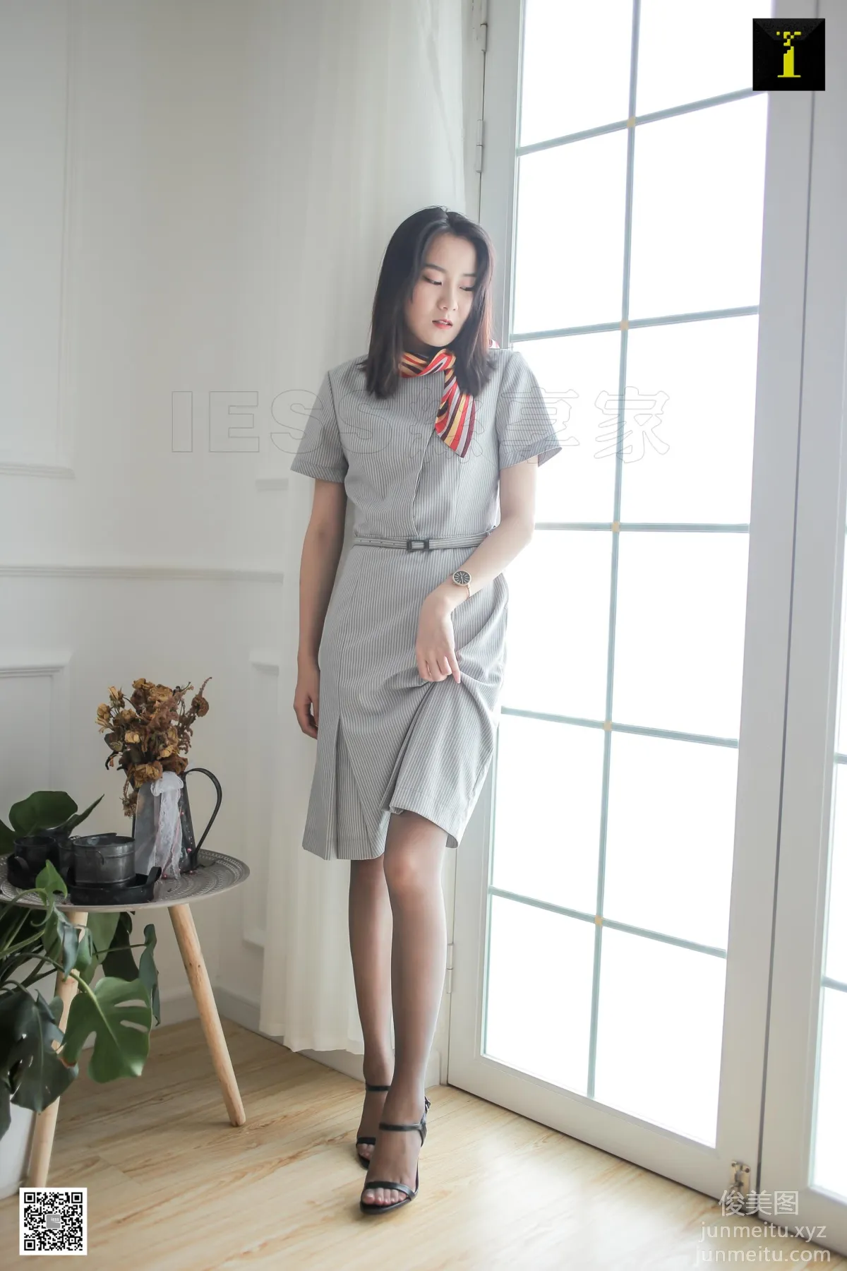 [IESS异思趣向] 2019.10.19 丝享家591：小衫《乘务员的午后》[94P] page 36