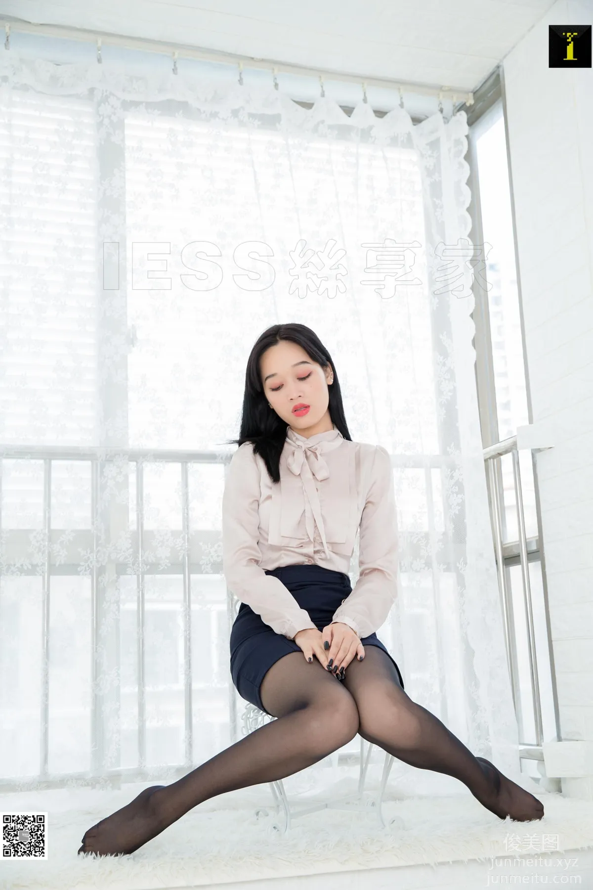 [IESS异思趣向] 2019.10.21 丝享家592：可乐《白领的休息间隙》[97P] page 43