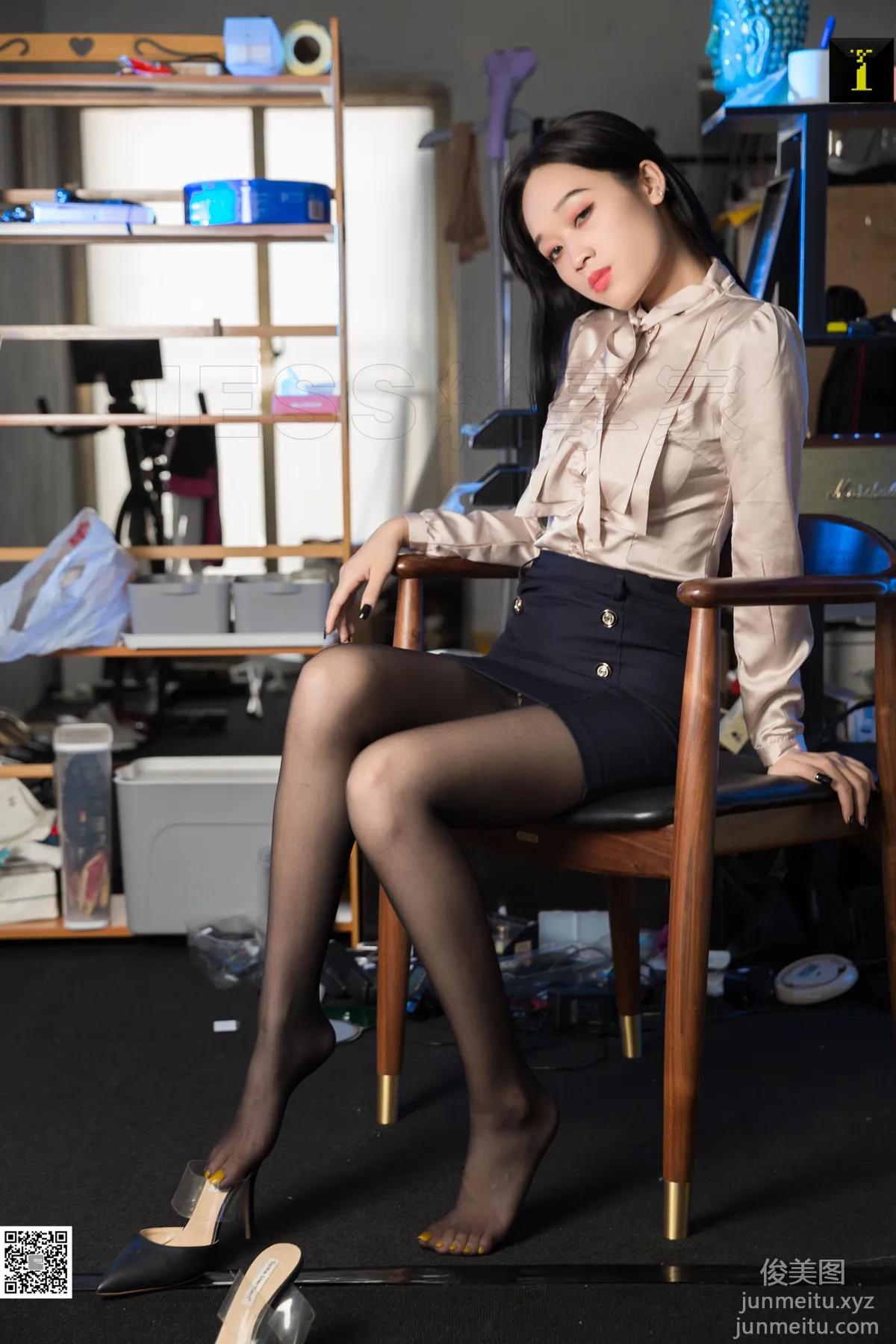 [IESS异思趣向] 2019.10.21 丝享家592：可乐《白领的休息间隙》[97P] page 68