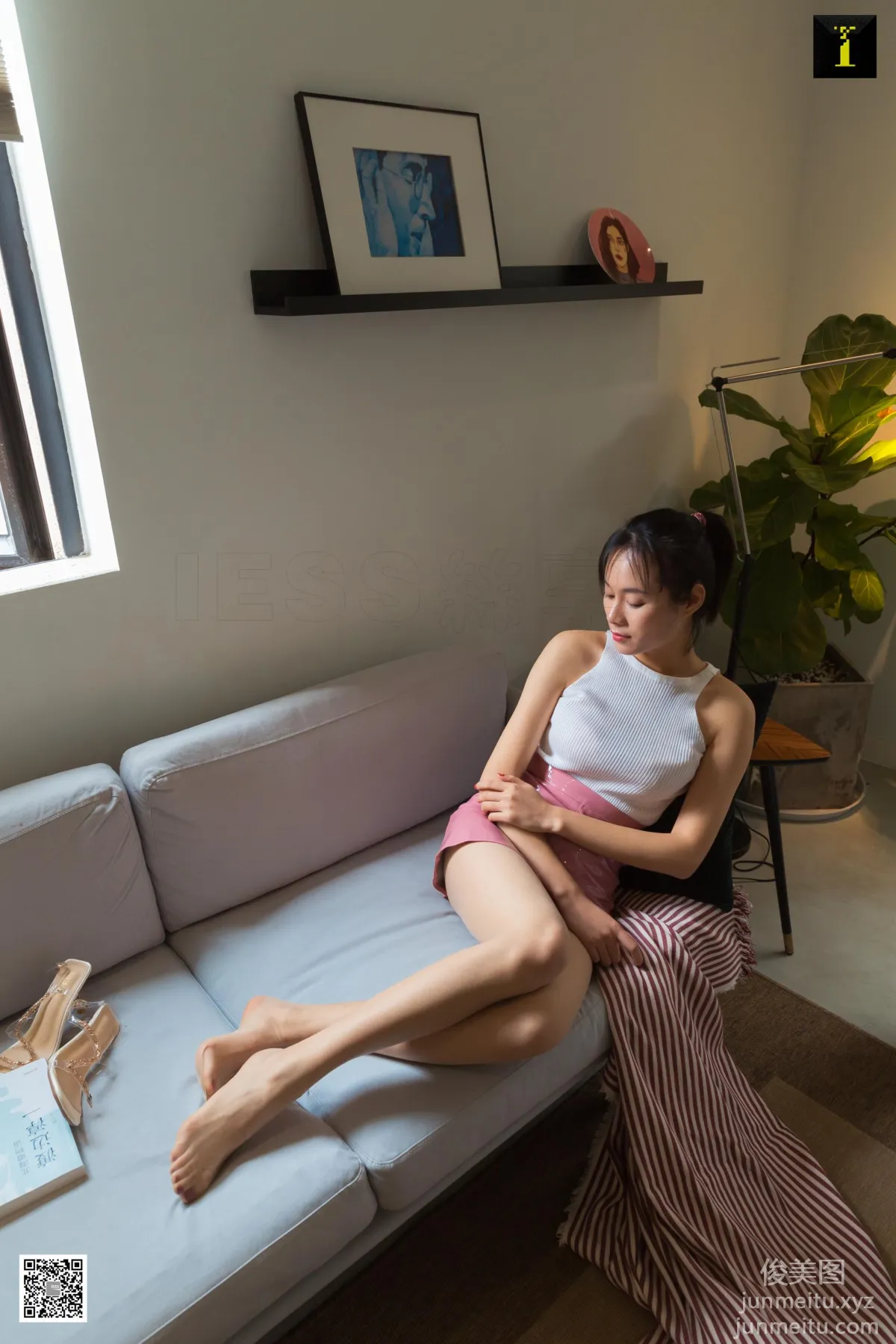 [IESS异思趣向] 2019.12.20 丝享家642：小小《美足与蛇形凉鞋》[93P] page 60