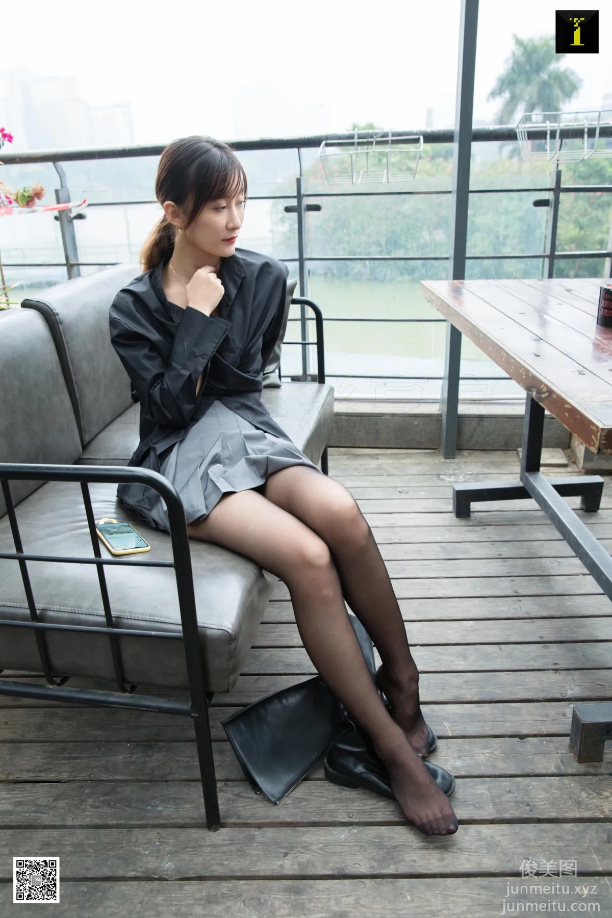 [IESS异思趣向] 2019.12.31 丝享家648：秋秋《秋的长靴与黑丝》[94P] page 40