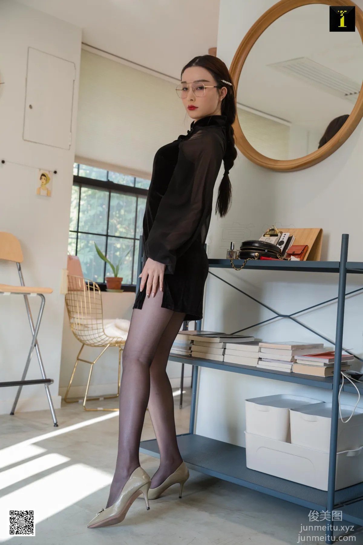 [IESS异思趣向] 2020.01.09 丝享家654：喵姐《现代旗袍白领》[94P] page 46