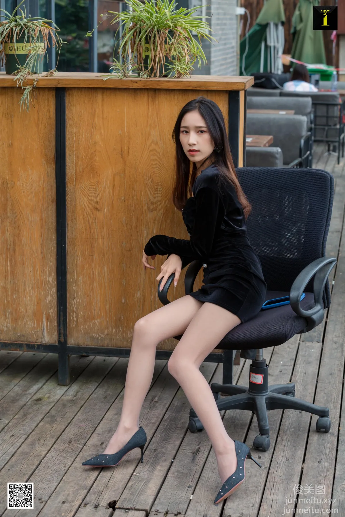 [IESS异思趣向] 2020.01.16 丝享家659：美子《复古绒面套装》[95P] page 73