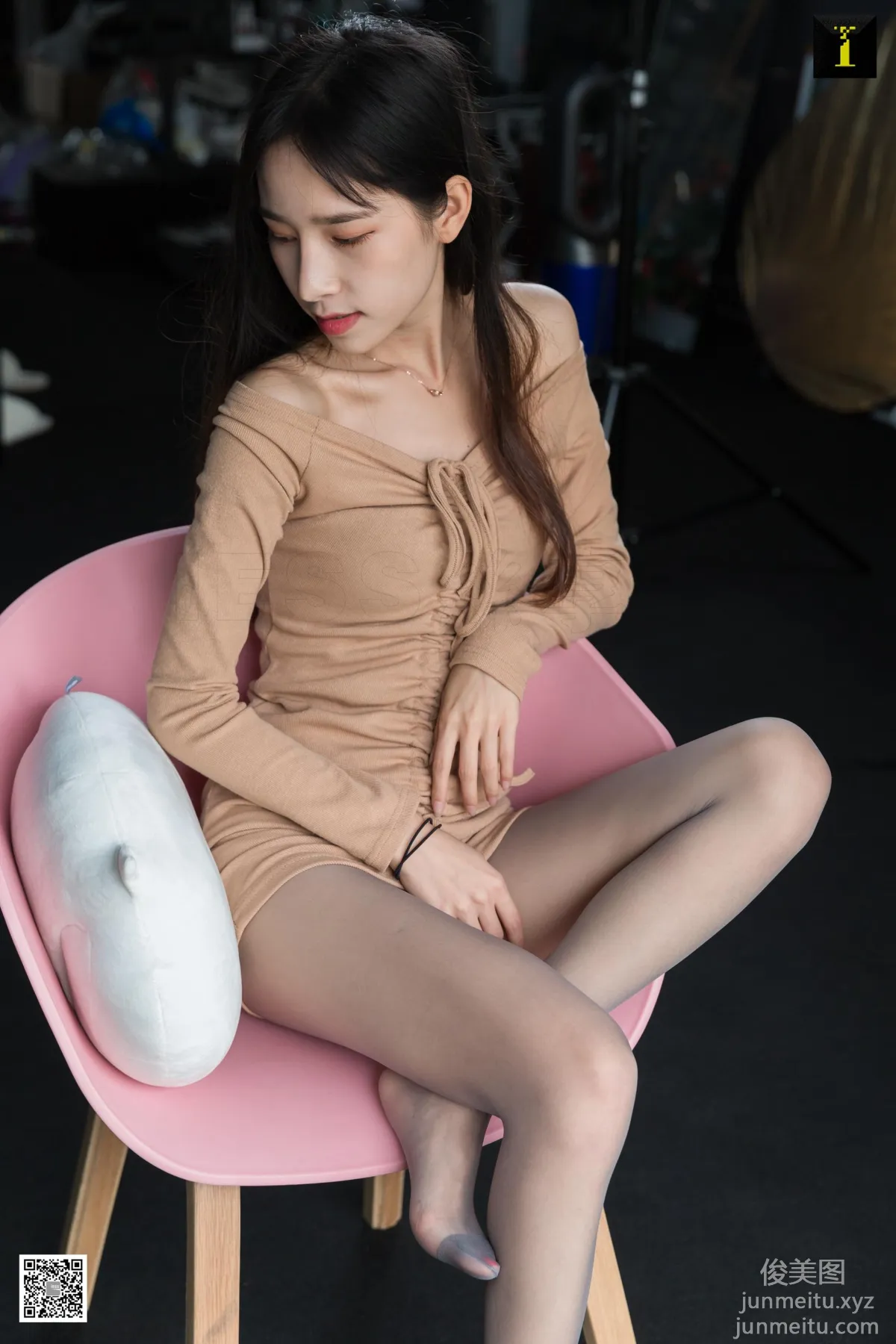 [IESS异思趣向] 2020.04.02 丝享家713：美子《高级驼色系》[89P] page 42