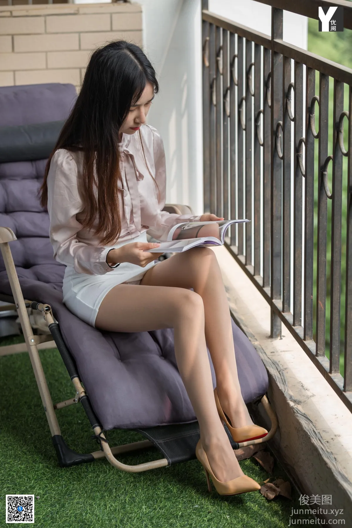 [IESS异思趣向] 2020.04.21 丝享家726：美子《爱看书的女同事》[95P] page 2