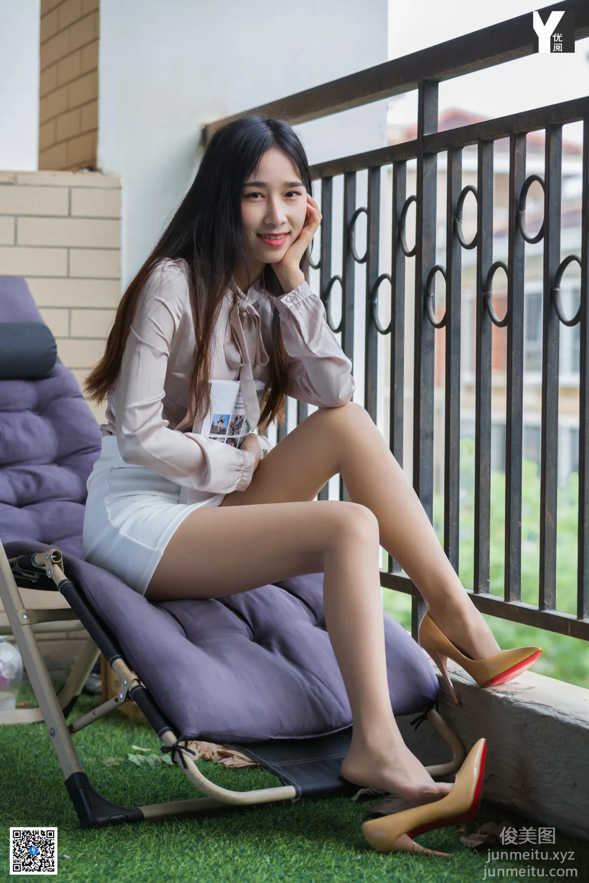 [IESS异思趣向] 2020.04.21 丝享家726：美子《爱看书的女同事》[95P] page 27