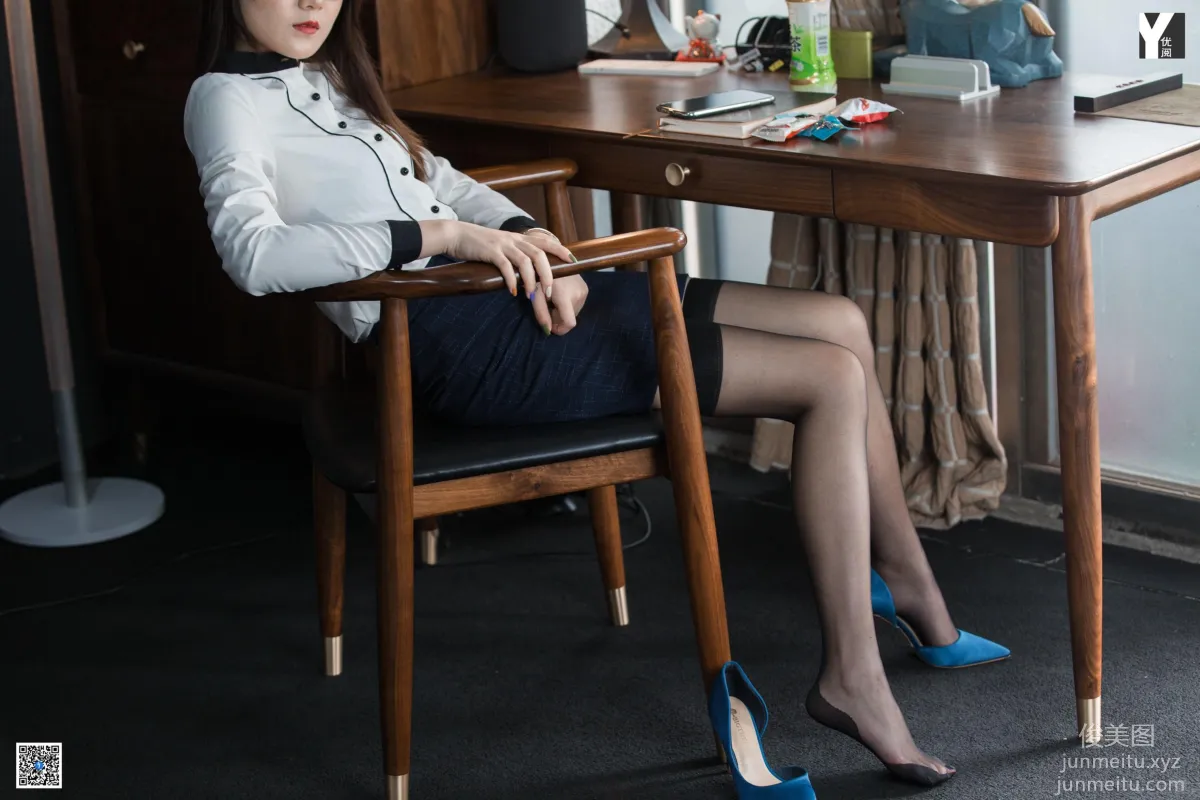 [IESS异思趣向] 2020.04.22 丝享家727：小衫《老师的吊带袜》[93P] page 9