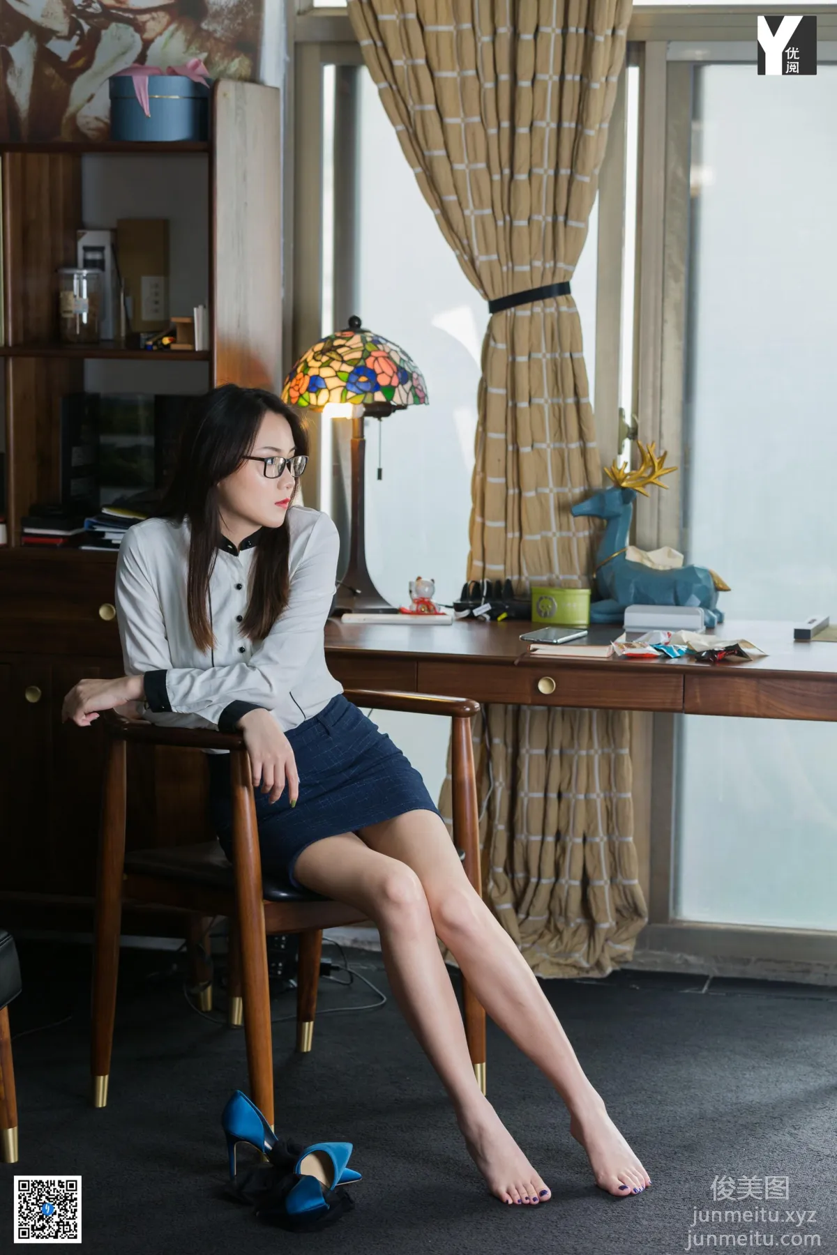 [IESS异思趣向] 2020.04.22 丝享家727：小衫《老师的吊带袜》[93P] page 63