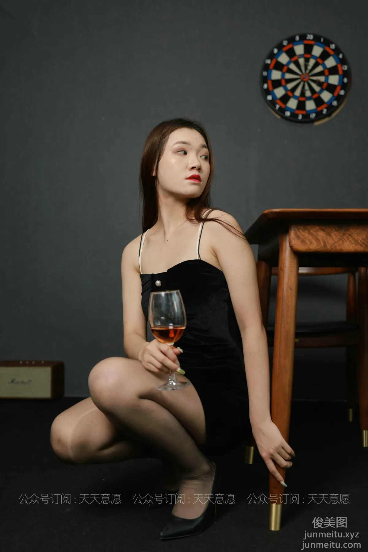 [IESS异思趣向] 2021.06.25 丝享家843：可可《黑丝吊带裙》[83P] page 46