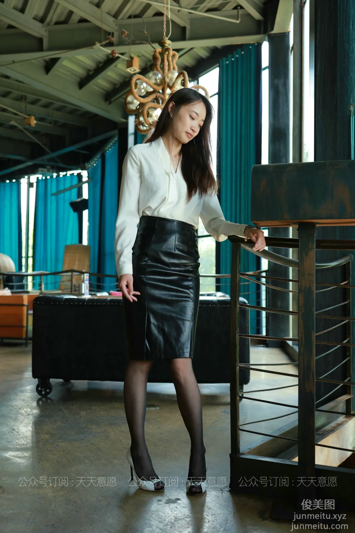 [IESS异思趣向] 2021.06.30 丝享家847：小高《OL黑玫瑰》[83P] page 12