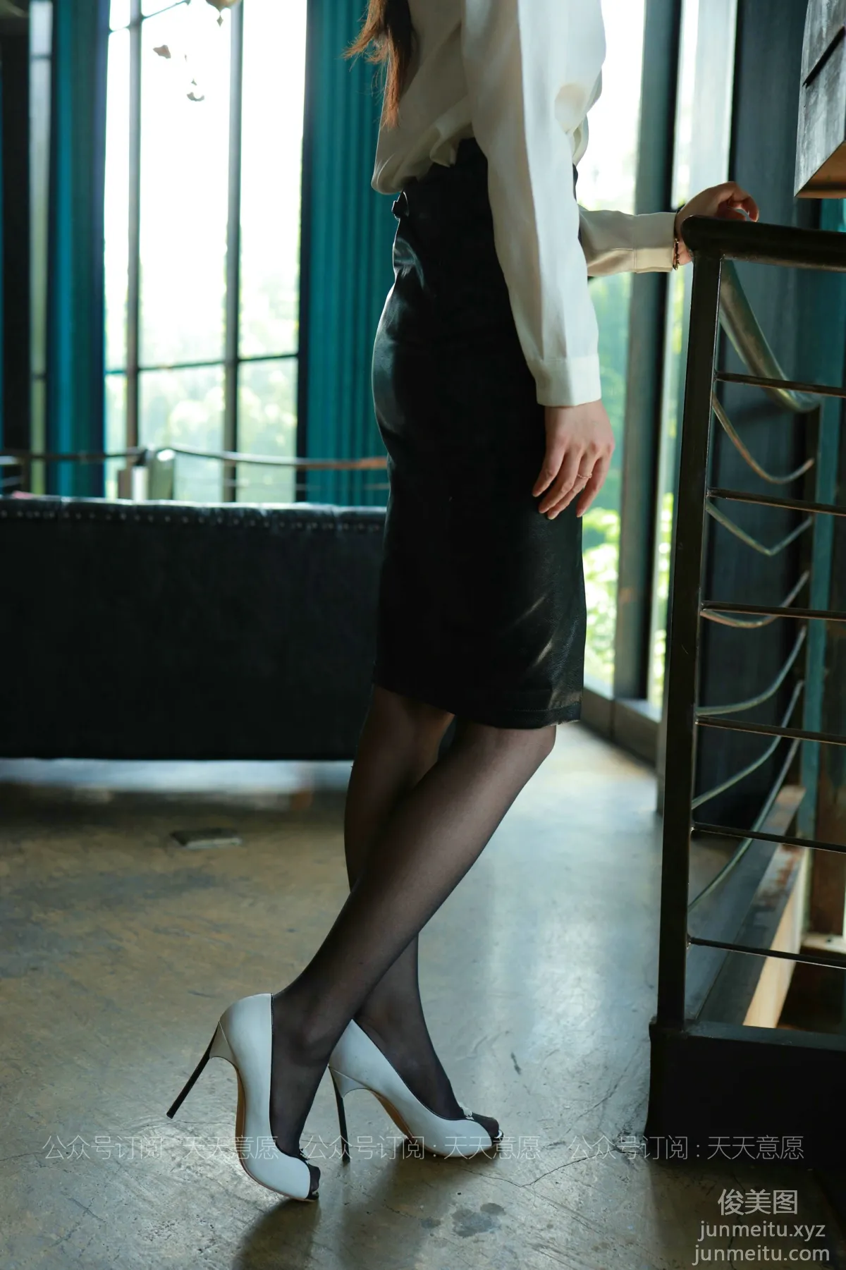 [IESS异思趣向] 2021.06.30 丝享家847：小高《OL黑玫瑰》[83P] page 16