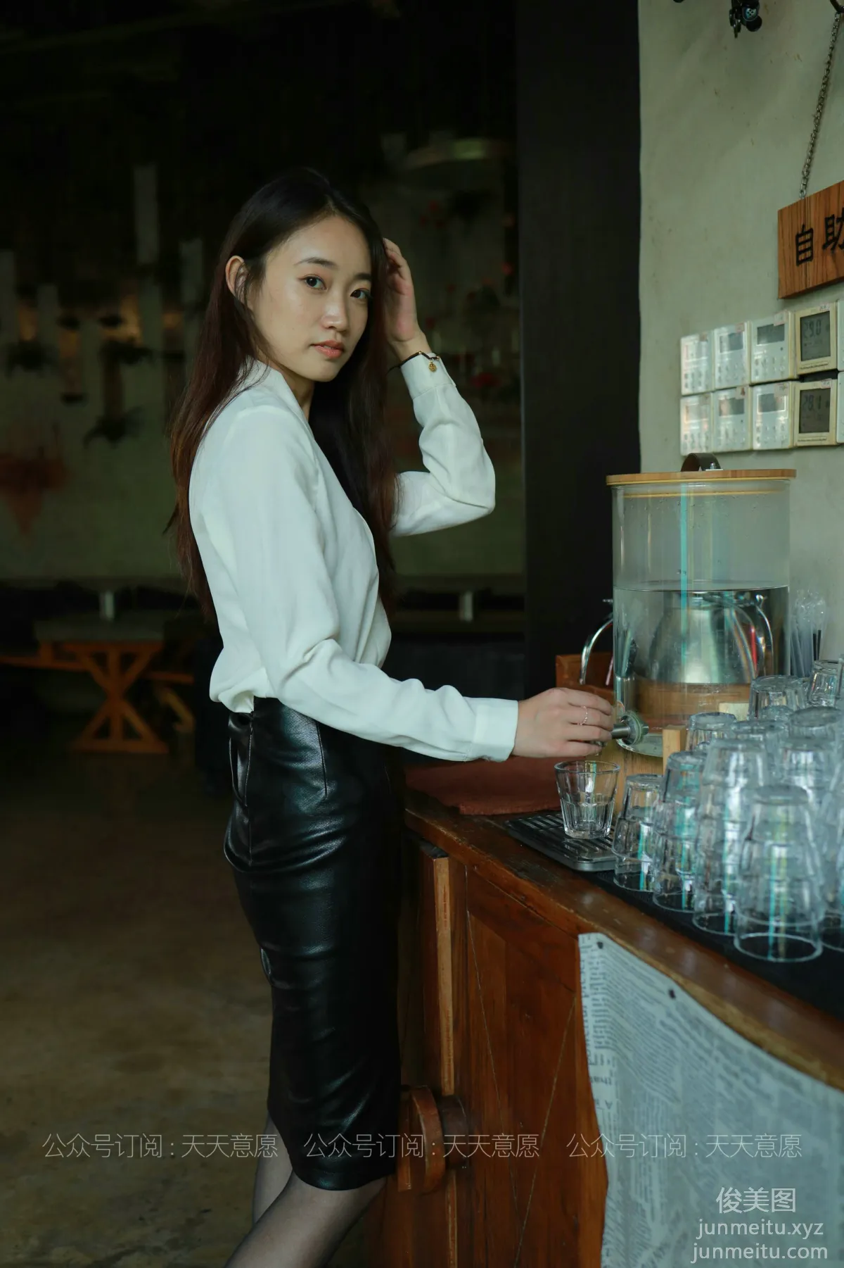 [IESS异思趣向] 2021.06.30 丝享家847：小高《OL黑玫瑰》[83P] page 21