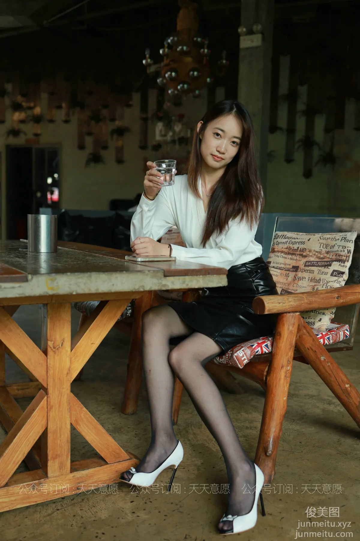 [IESS异思趣向] 2021.06.30 丝享家847：小高《OL黑玫瑰》[83P] page 31