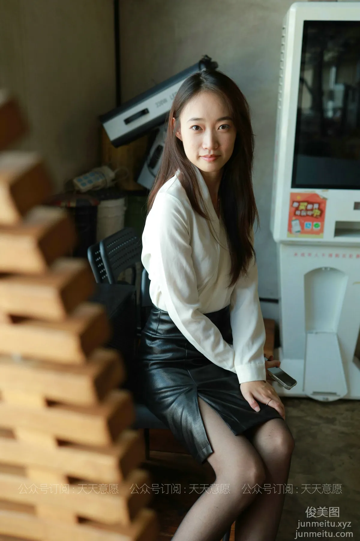 [IESS异思趣向] 2021.06.30 丝享家847：小高《OL黑玫瑰》[83P] page 74