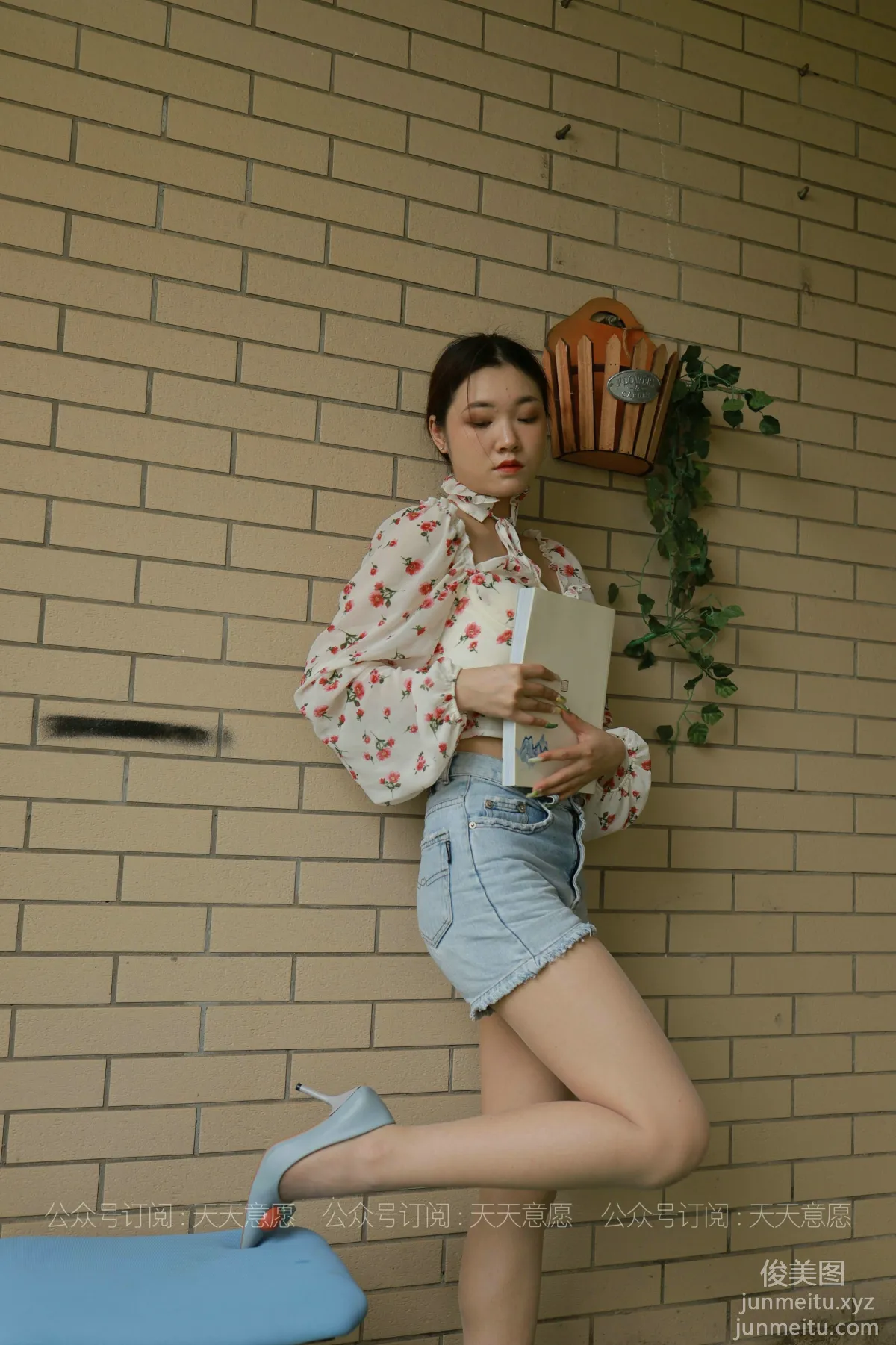 [IESS异思趣向] 2021.07.03 丝享家850：可可《法式碎花裙》[81P] page 37