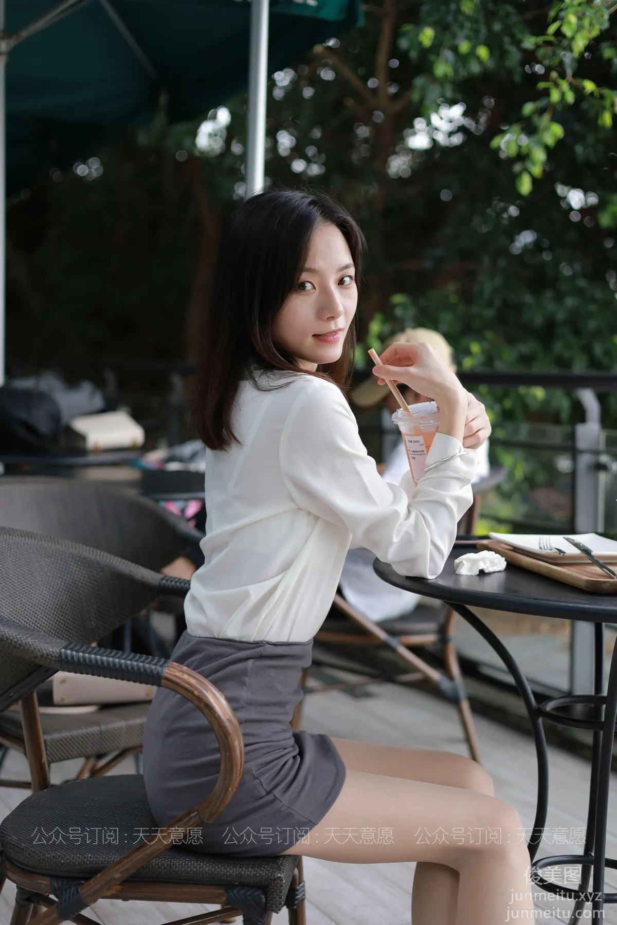 [IESS异思趣向] 2021.07.08 丝享家855：小六《白色OL装》[90P] page 4