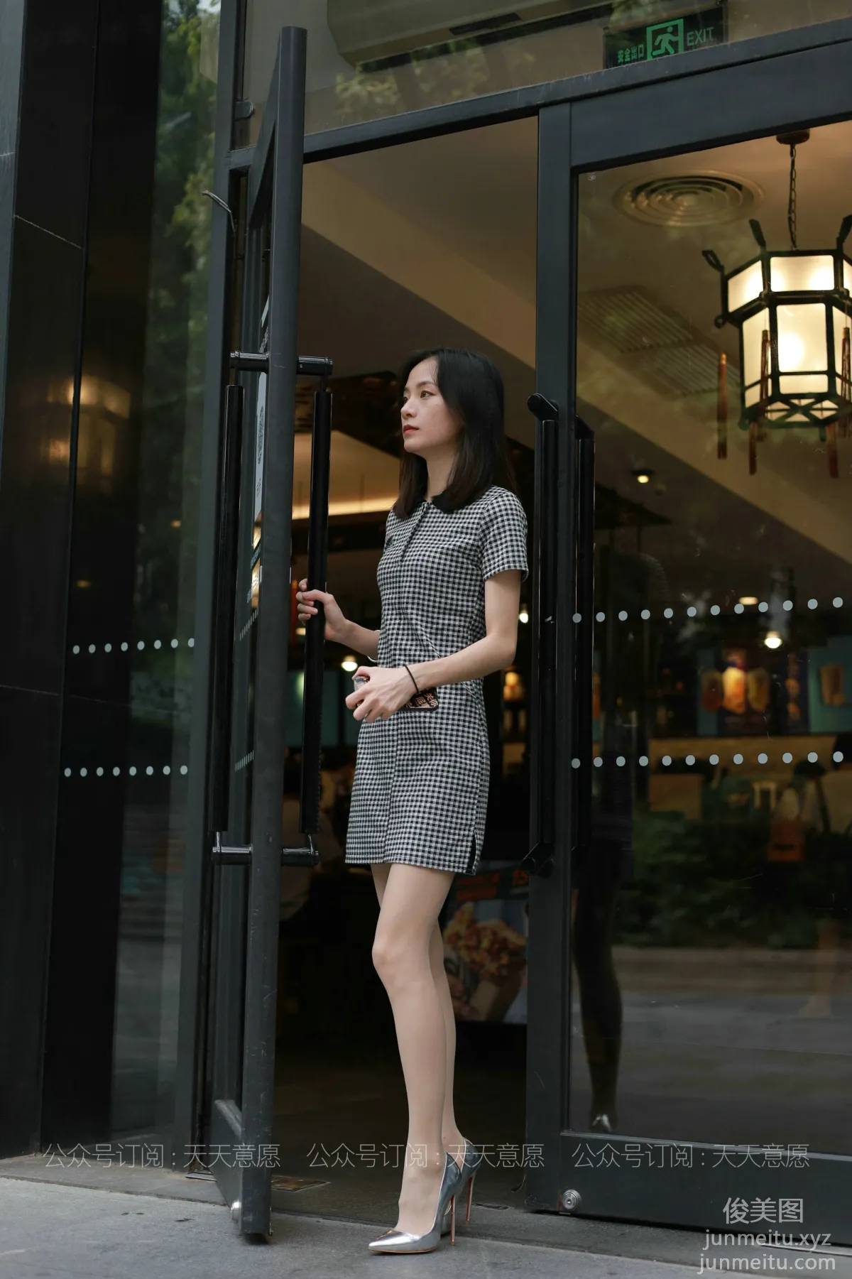 [IESS异思趣向] 2021.07.22 丝享家867：小六《格子连衣裙》[90P] page 2