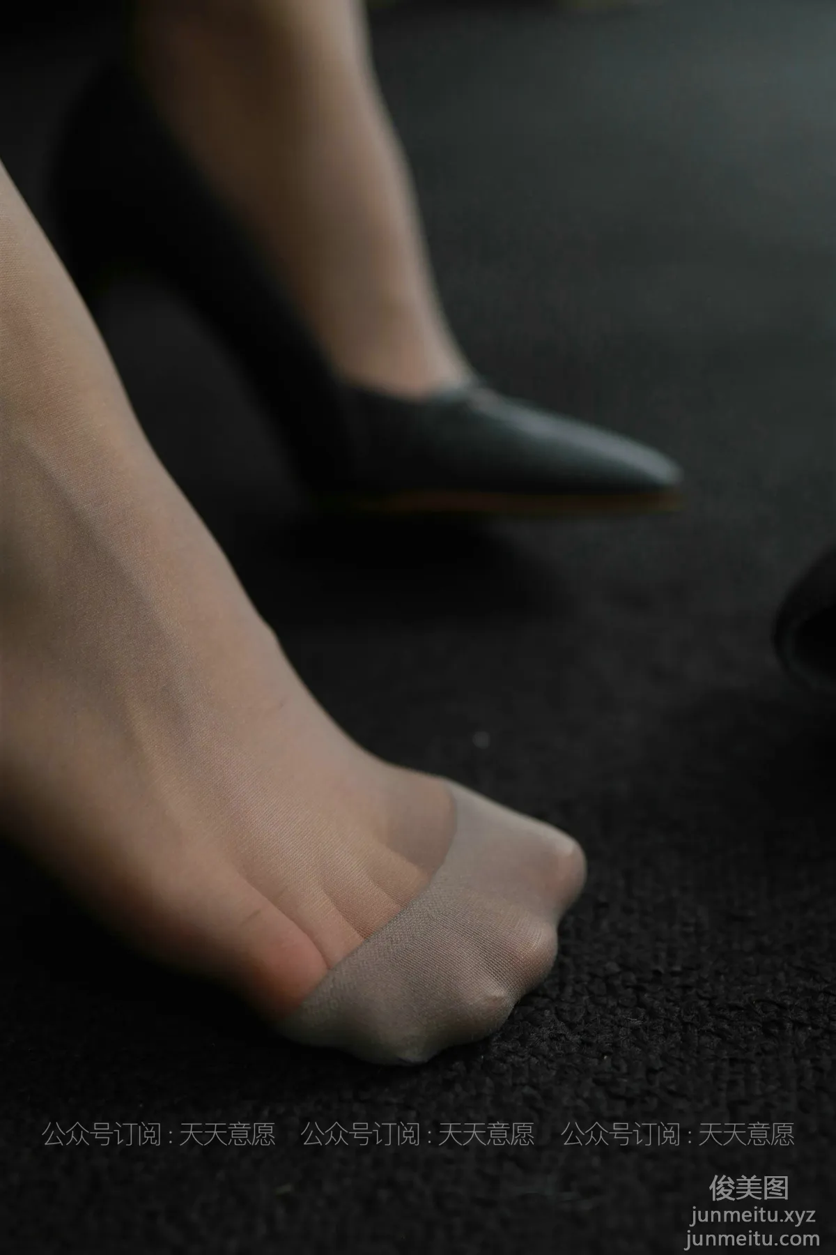 [IESS异思趣向] 2021.08.08 丝享家883：小婕《美女开例会》[95P] page 25