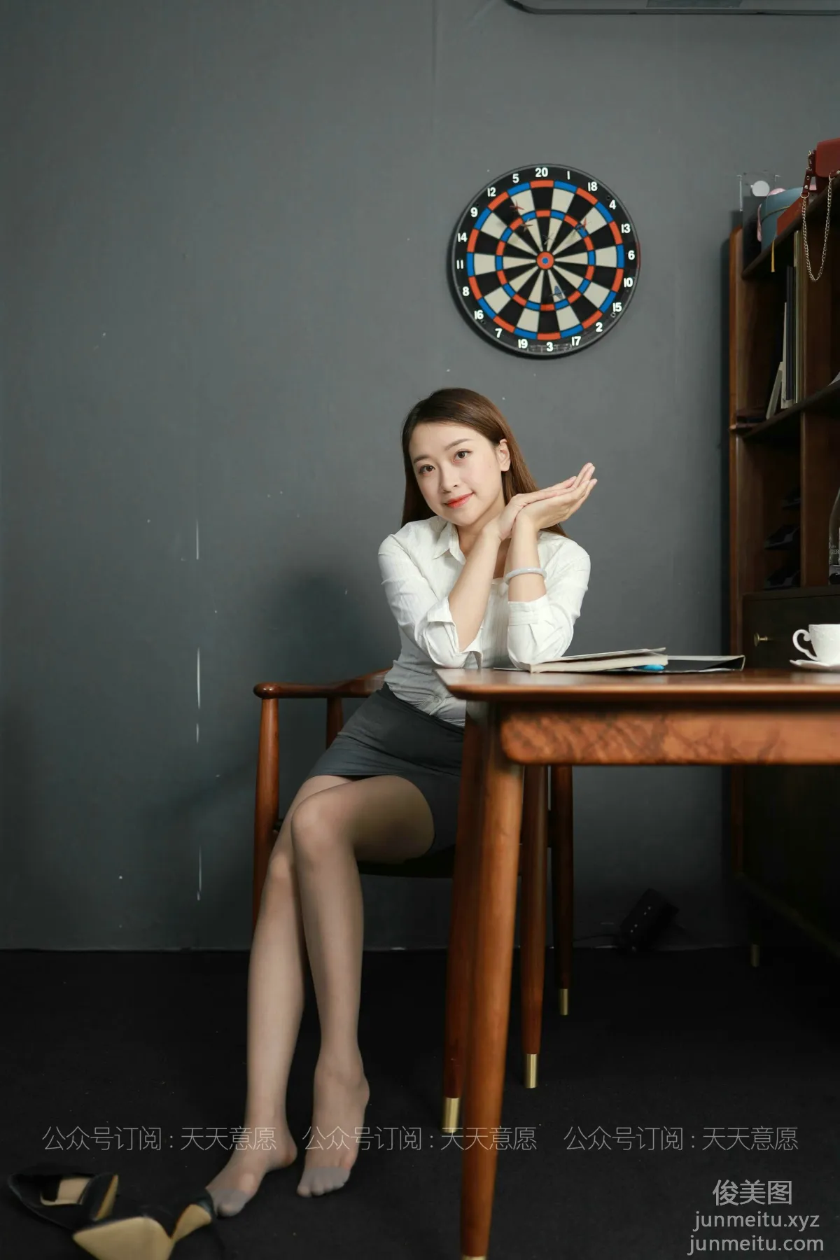 [IESS异思趣向] 2021.08.08 丝享家883：小婕《美女开例会》[95P] page 40
