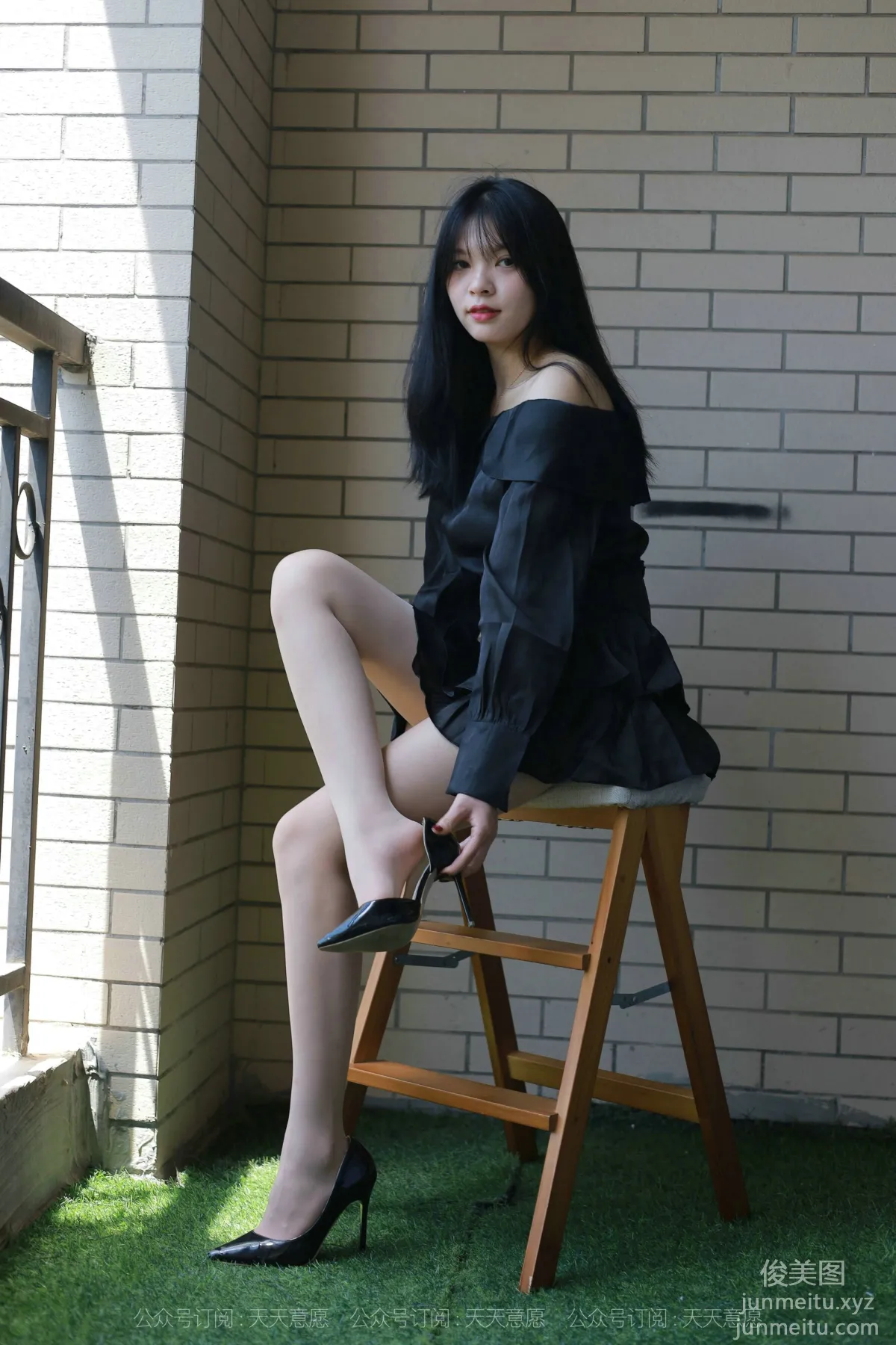[IESS异思趣向] 2021.08.23 丝享家898：小七《一字肩短裙》[90P] page 36