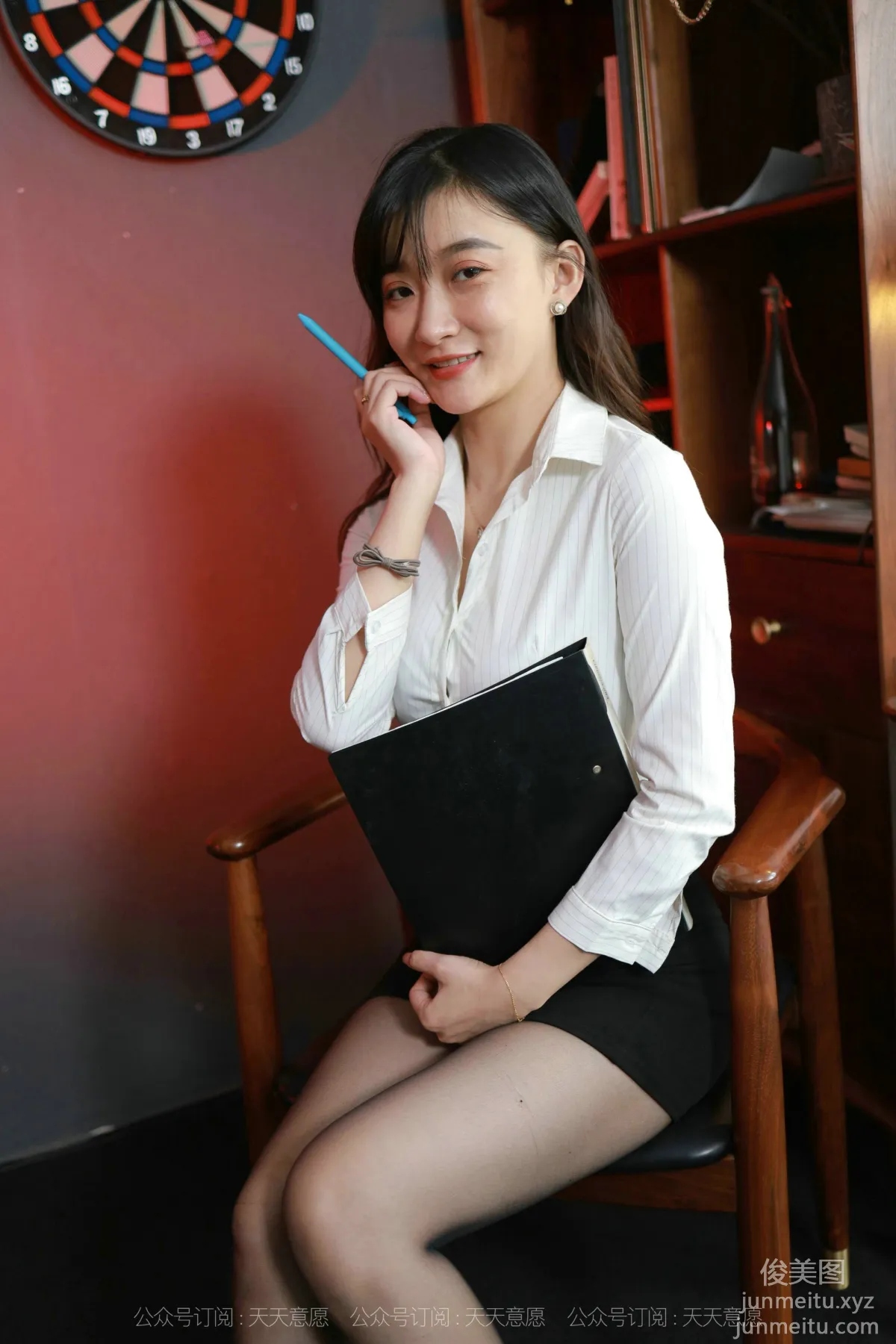 [IESS异思趣向] 2021.08.24 丝享家899：秋秋《企划部OL美女》[94P] page 5