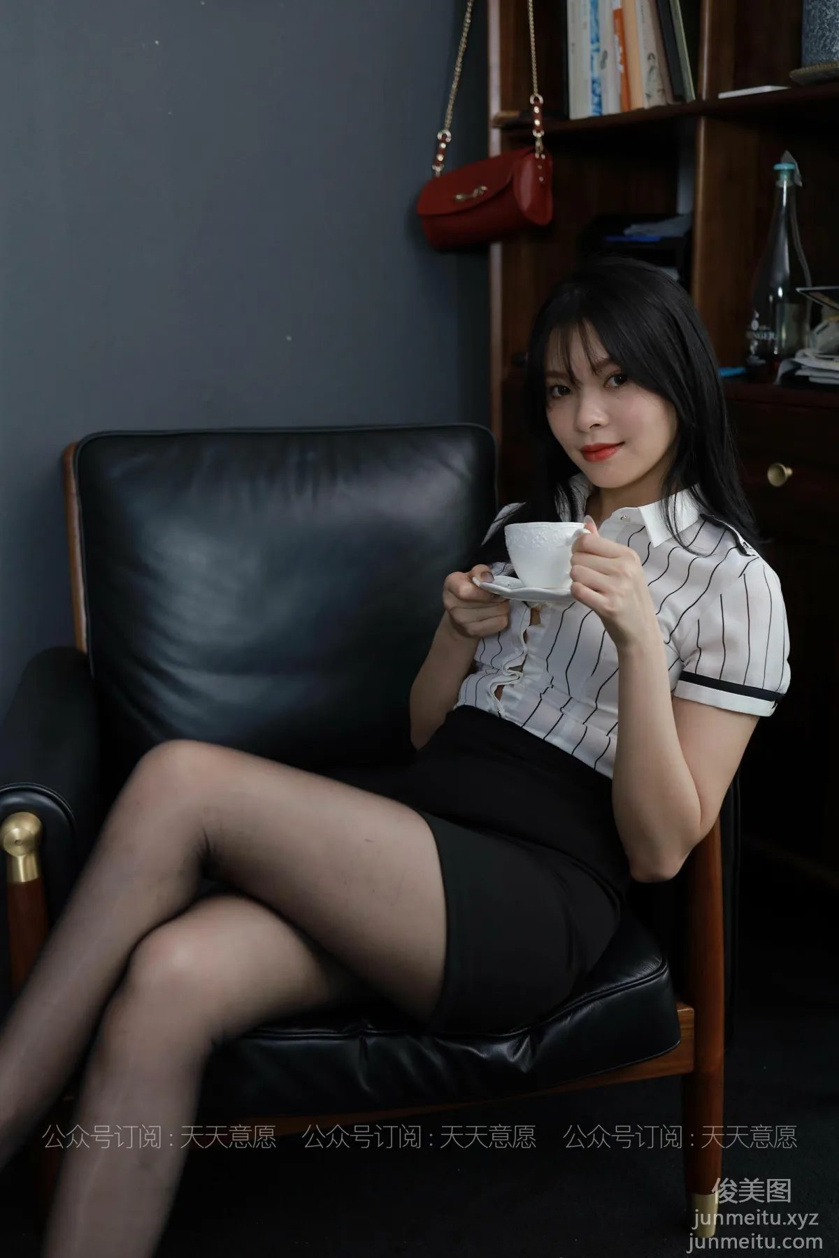 [IESS异思趣向] 2021.09.08 丝享家913：小七《长腿OL装》[119P] page 12