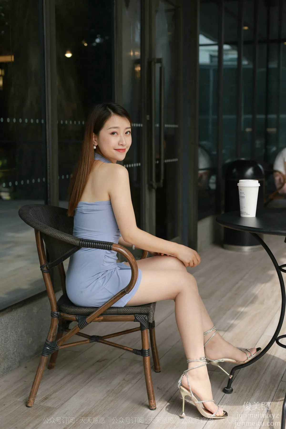 [IESS异思趣向] 2021.09.11 丝享家915：小婕《咖啡店邂逅网紅美女》[85P] page 16