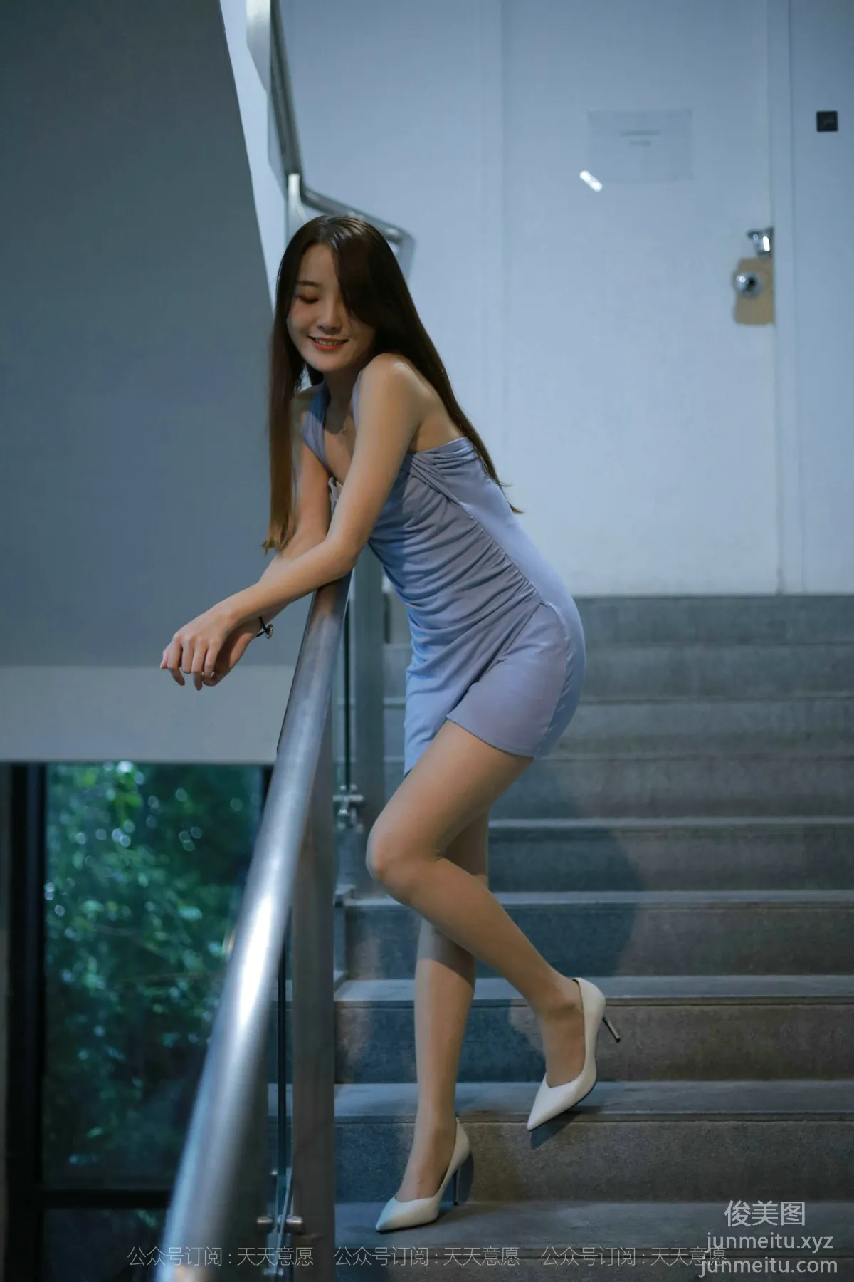 [IESS异思趣向] 2021.09.13 丝享家917：婉苹《楼梯间的蓝衣美女》[69P] page 15