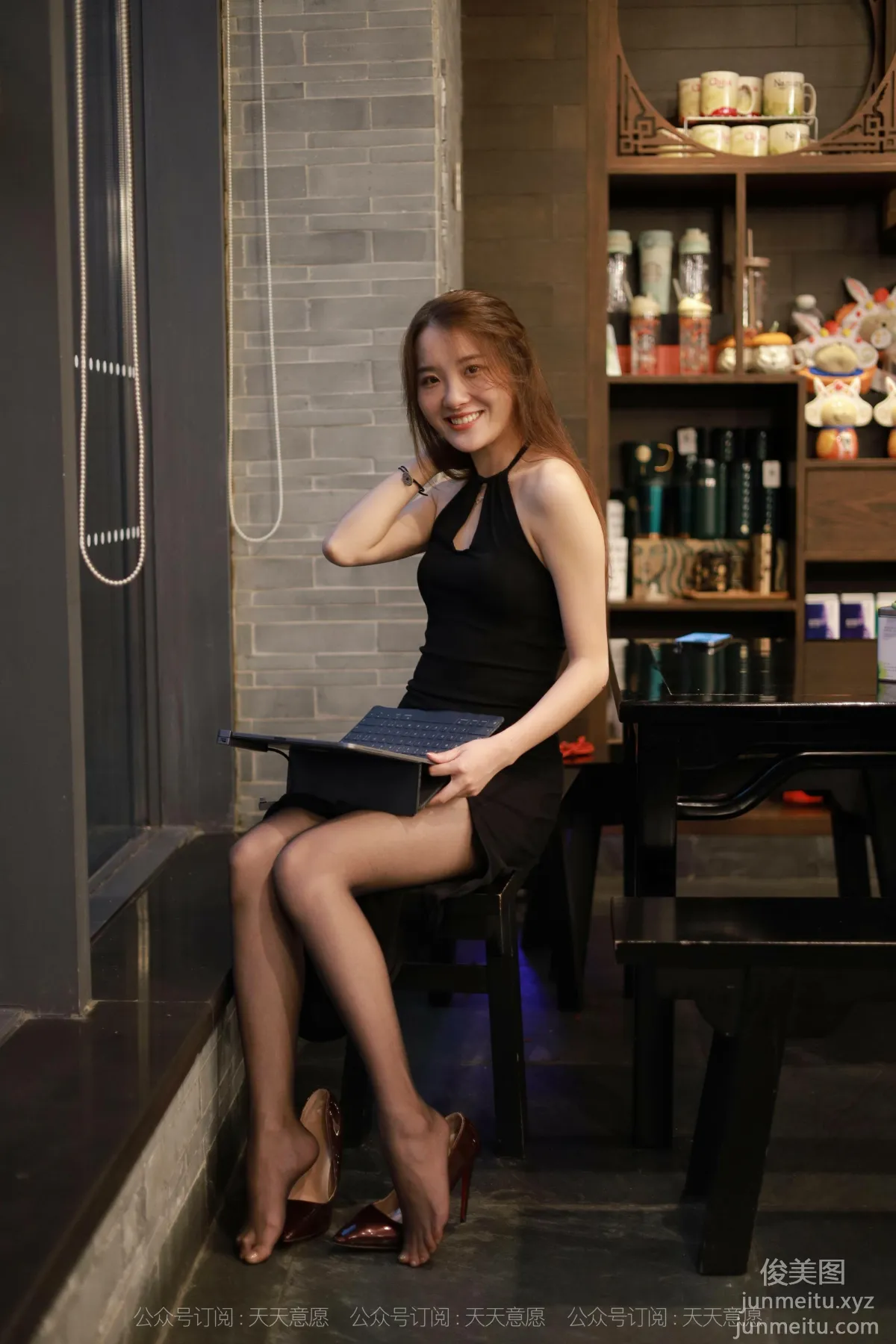 [IESS异思趣向] 2021.09.29 丝享家933：婉苹《黑色长裙》[89P] page 61