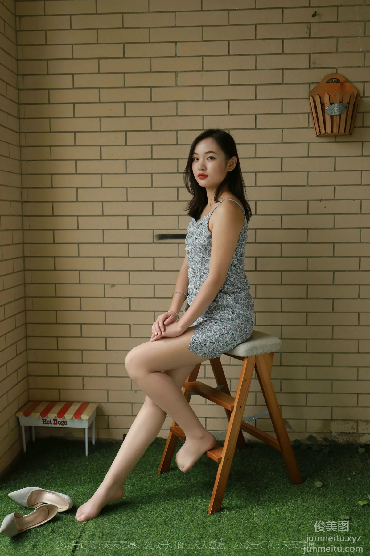 [IESS异思趣向] 2021.10.14 丝享家947：星星《碎花短裙》[77P] page 58