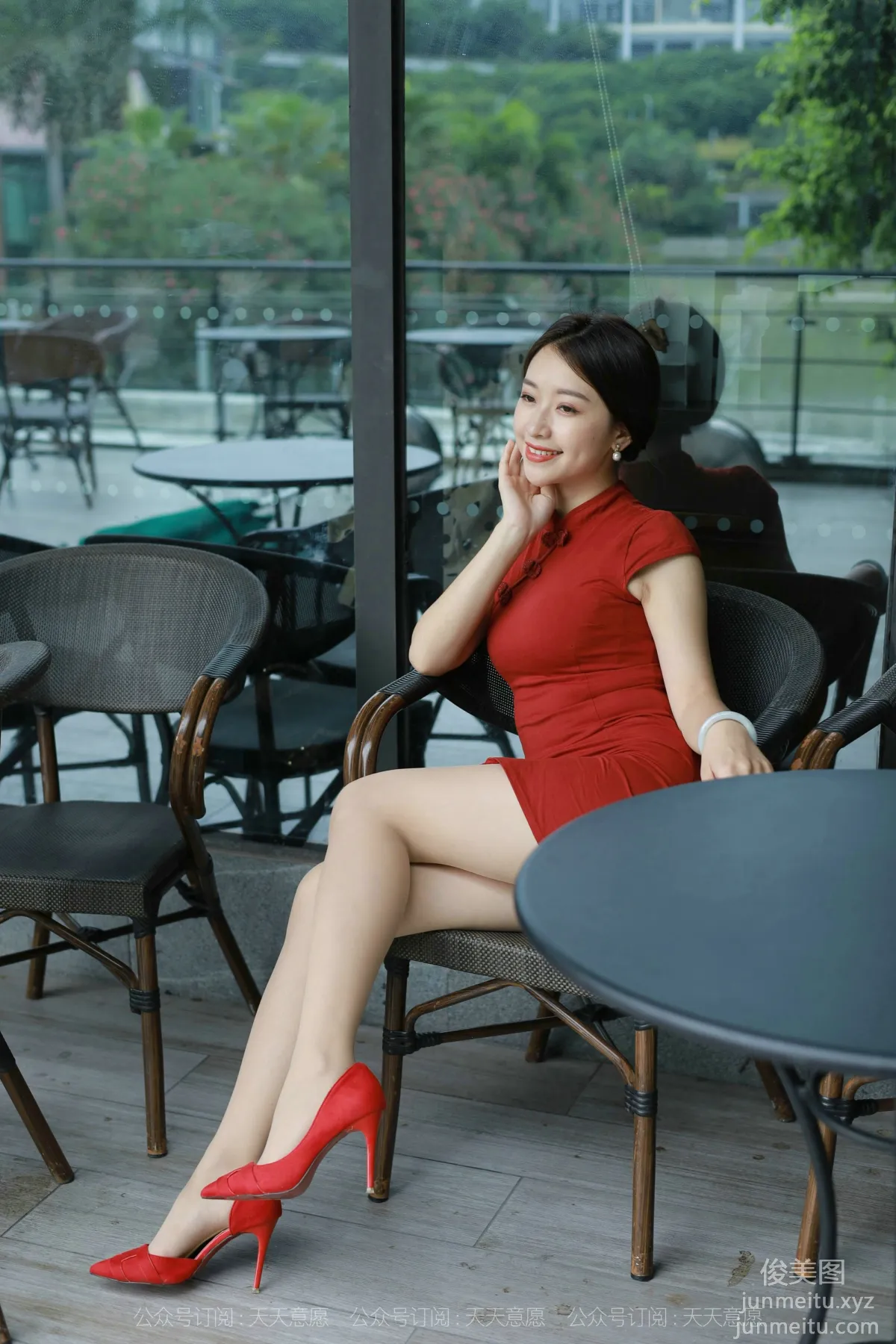 [IESS异思趣向] 2021.10.15 丝享家948：小婕《红色旗袍》[90P] page 61