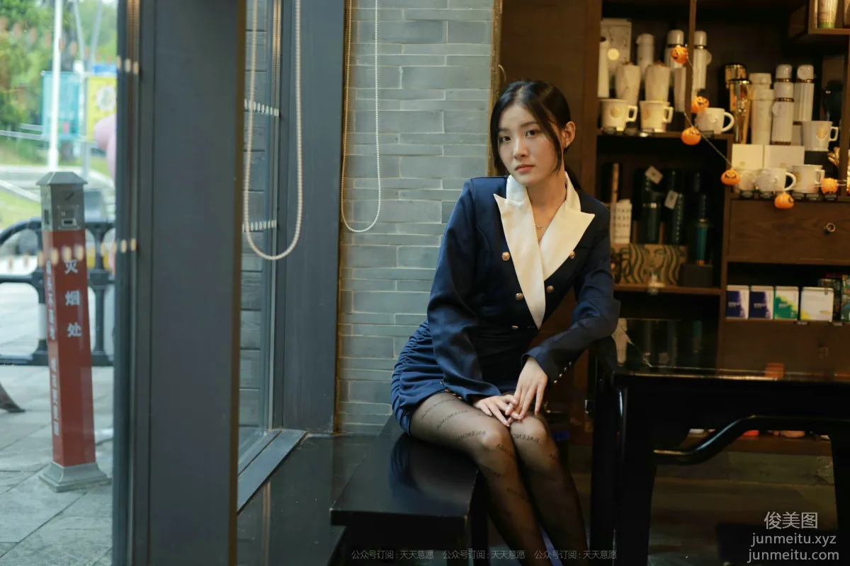[IESS异思趣向] 2021.10.16 丝享家949：婉苹《OL姓感包臀裙》[132P] page 2