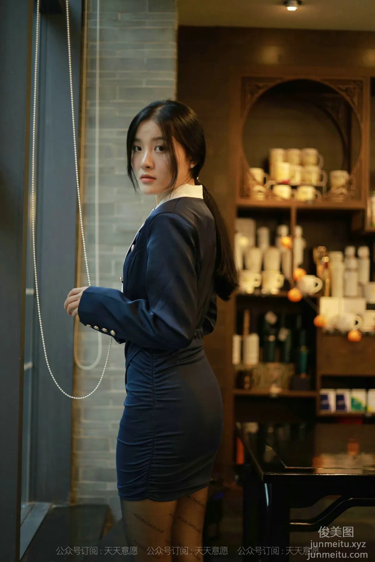 [IESS异思趣向] 2021.10.16 丝享家949：婉苹《OL姓感包臀裙》[132P] page 29