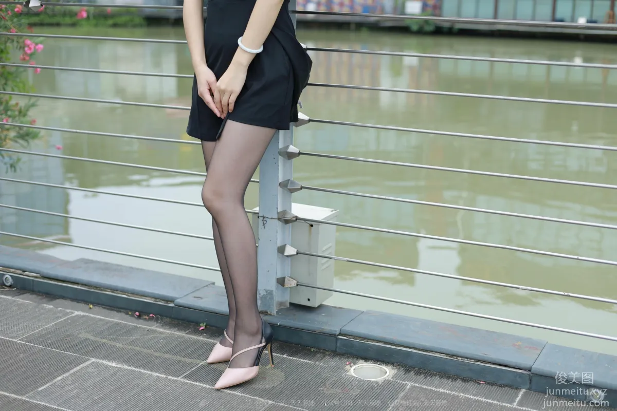 [IESS异思趣向] 2021.10.20 丝享家953：小婕《桥上的美女》[96P] page 10