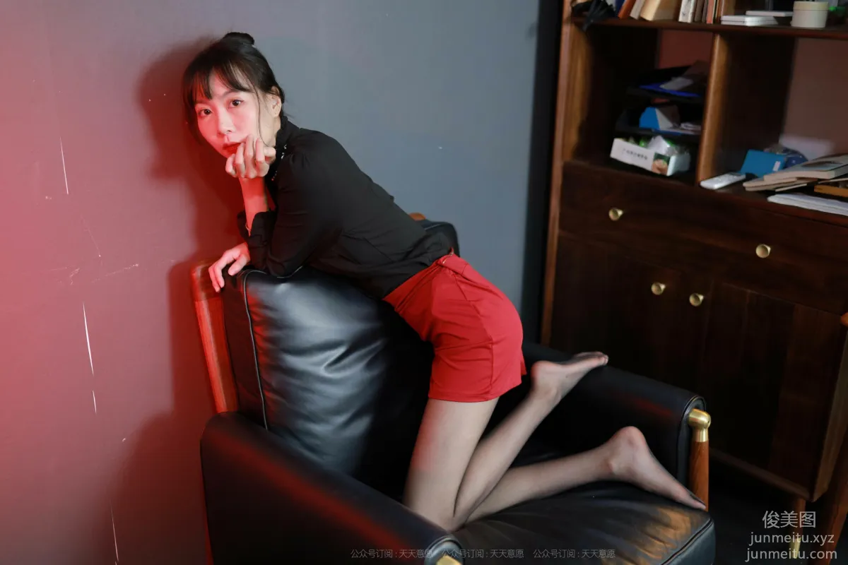 [IESS异思趣向] 2021.10.27 丝享家959：团团《姓感红与黑》[96P] page 57