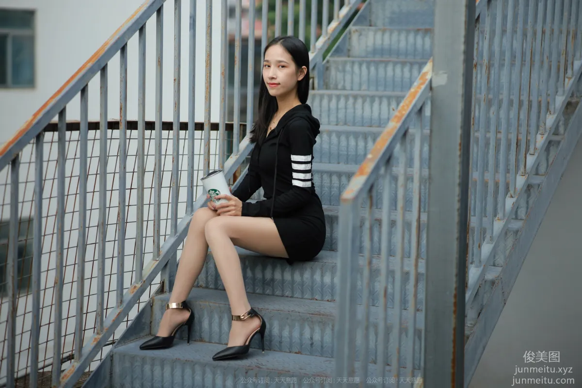 [IESS异思趣向] 2021.11.06 丝享家967：美子《天台大长腿》[77P] page 8