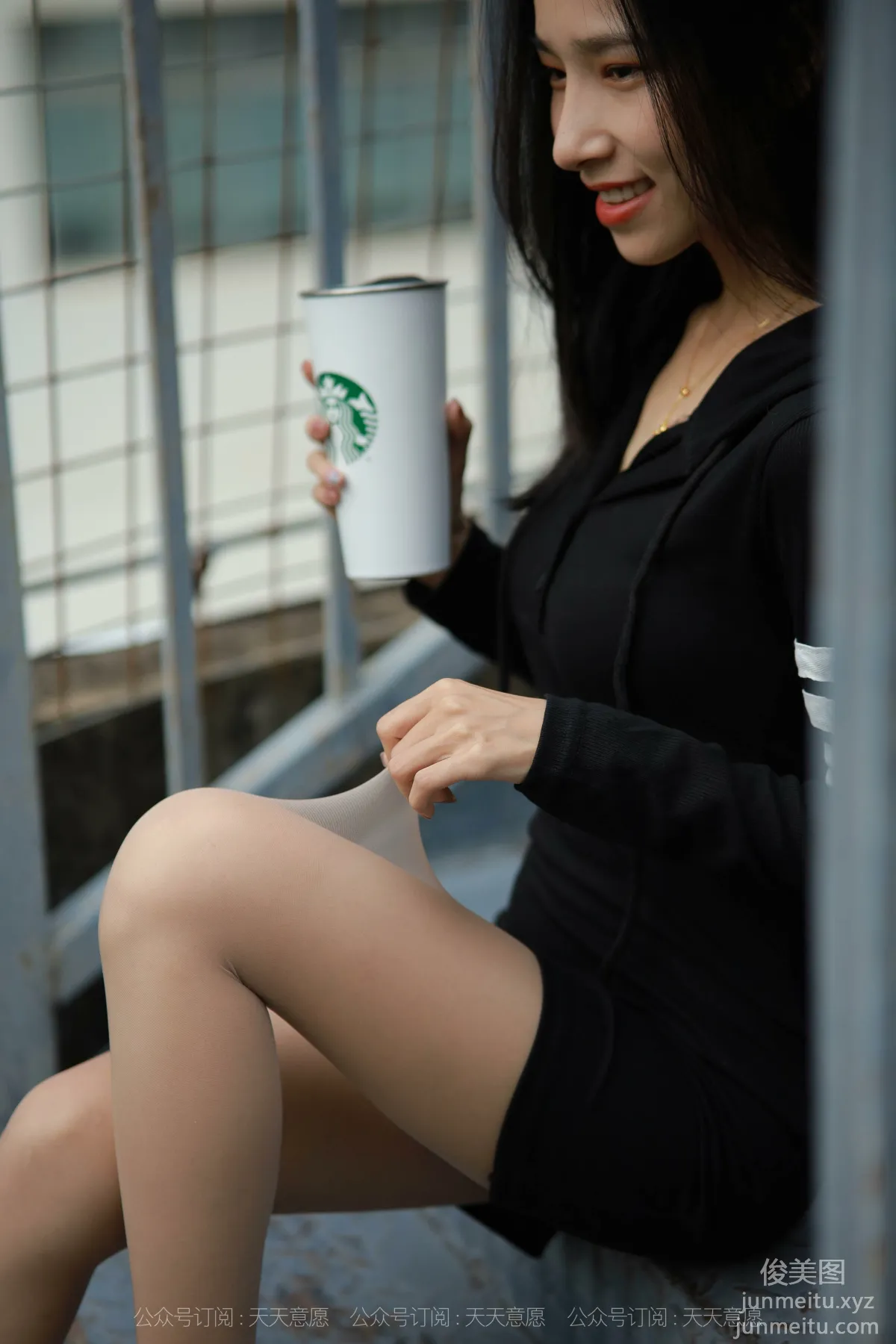 [IESS异思趣向] 2021.11.06 丝享家967：美子《天台大长腿》[77P] page 39