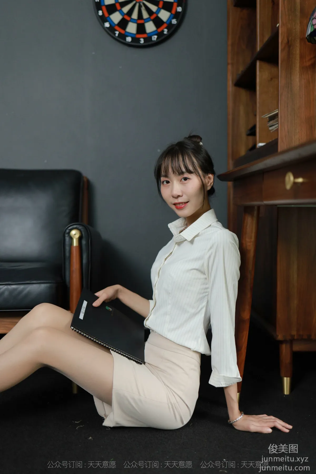 [IESS异思趣向] 2021.11.08 丝享家969：团团《迷人的金色波纹》[92P] page 70