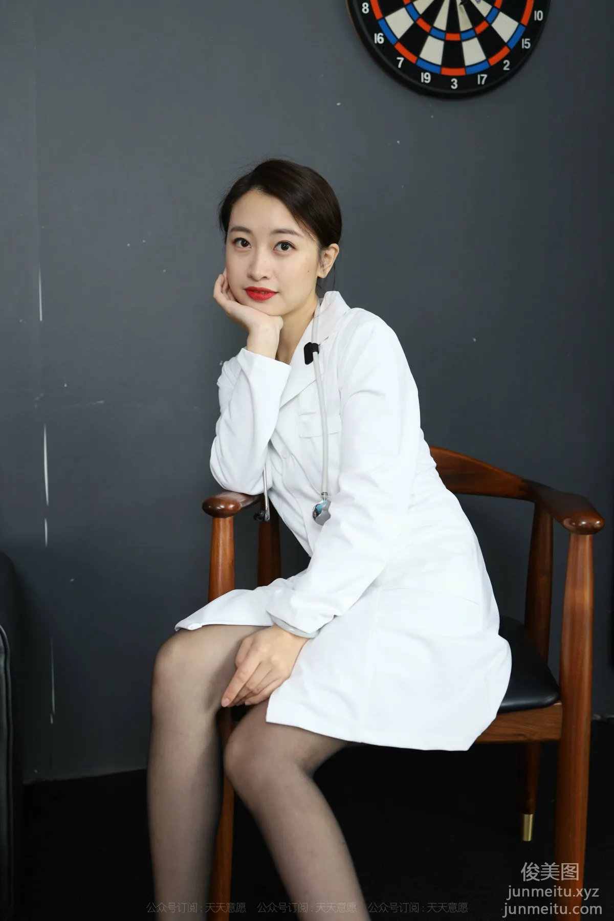 [IESS异思趣向] 2022.01.05 丝享家982：小婕《美女医生》[88P] page 44