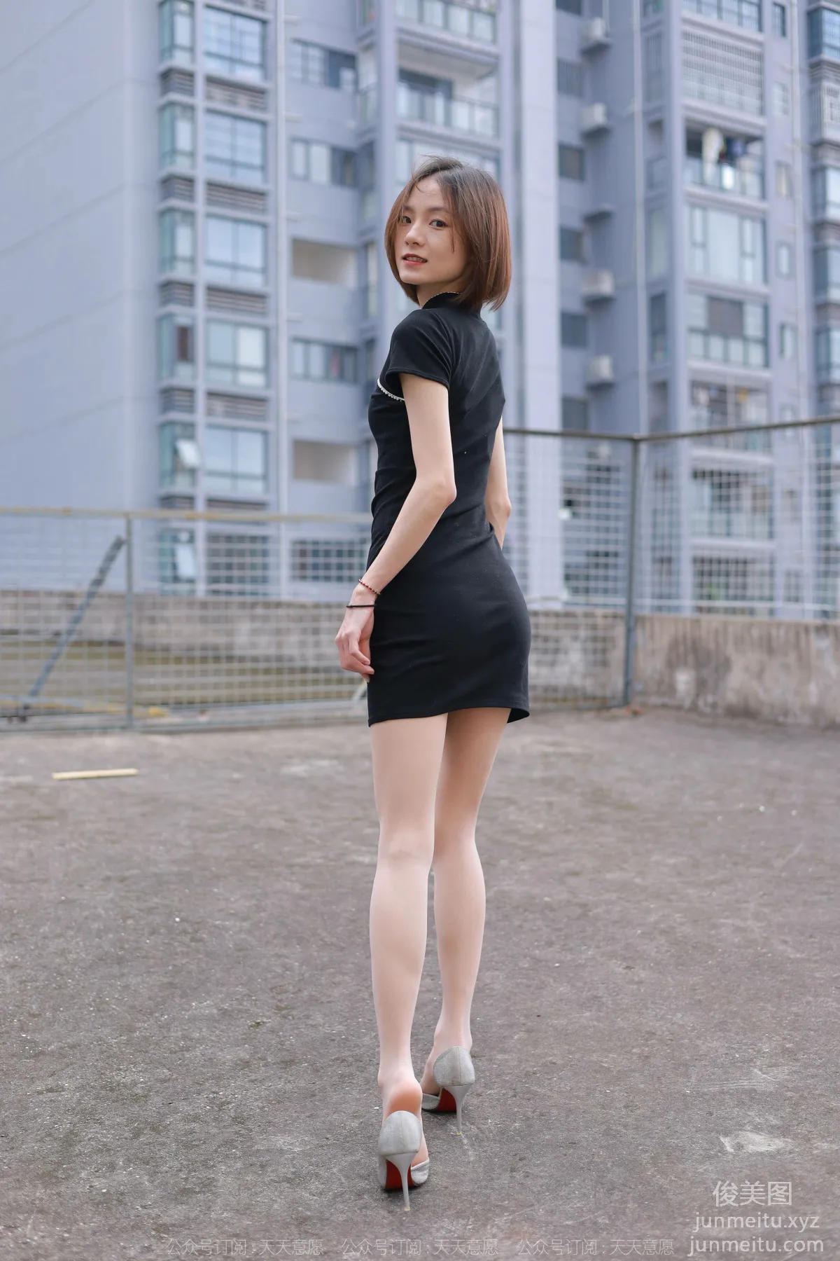 [IESS异思趣向] 2022.01.30 丝享家994：小六《黑色旗袍肉色丝》[97P] page 24